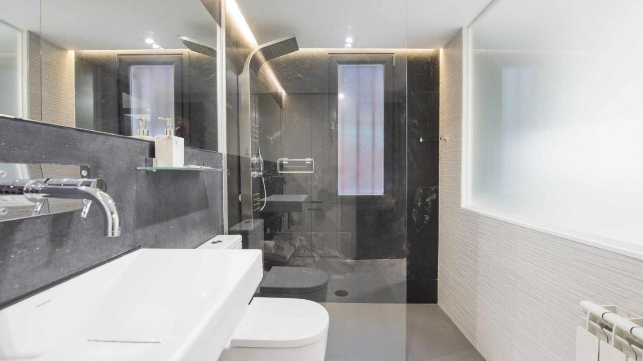 Apartamento Deluxe Cerca De La Catedral By Toledo Ap Buitenkant foto